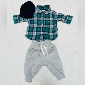Baby Gap 3 piece outfit. 0-3 months old.
